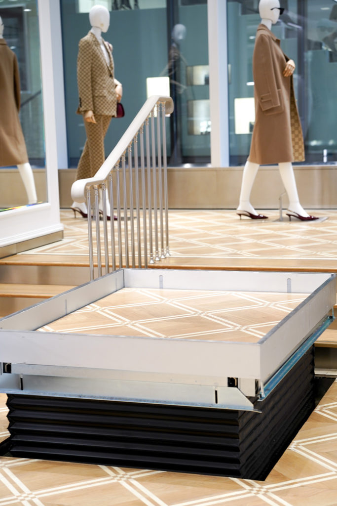 photo Lift Automatic concepteurs d'appareils élévateurs sur mesure sur la Côte d'Azur